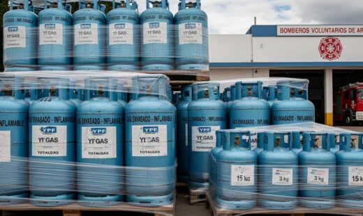 EL GOBIERNO BONIFICÓ EL ACCESO A LAS GARRAFAS PARA LOS CUARTELES DE BOMBEROS VOLUNTARIOS