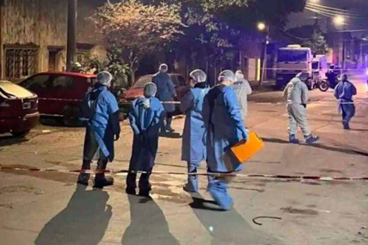 Cuerpo de mujer encontrado en auto incendiado en Tucumán