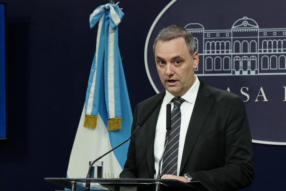 Adrián Ravier asume como nuevo vocero presidencial de Javier Milei