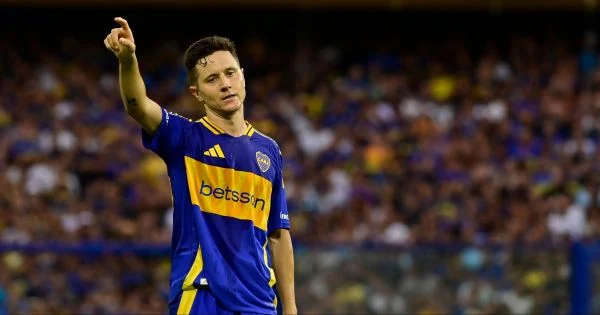Ander Herrera durante un partido con Boca Juniors