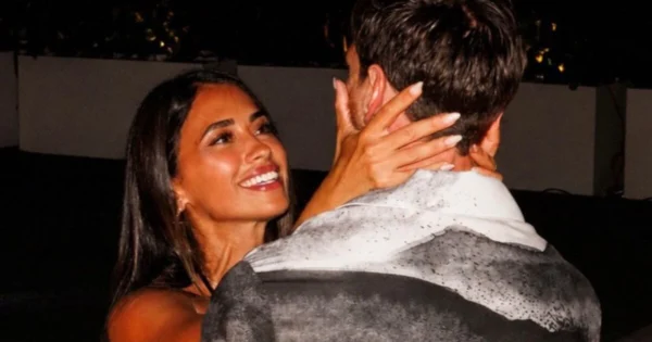 Antonela Roccuzzo y Lionel Messi en un momento familiar