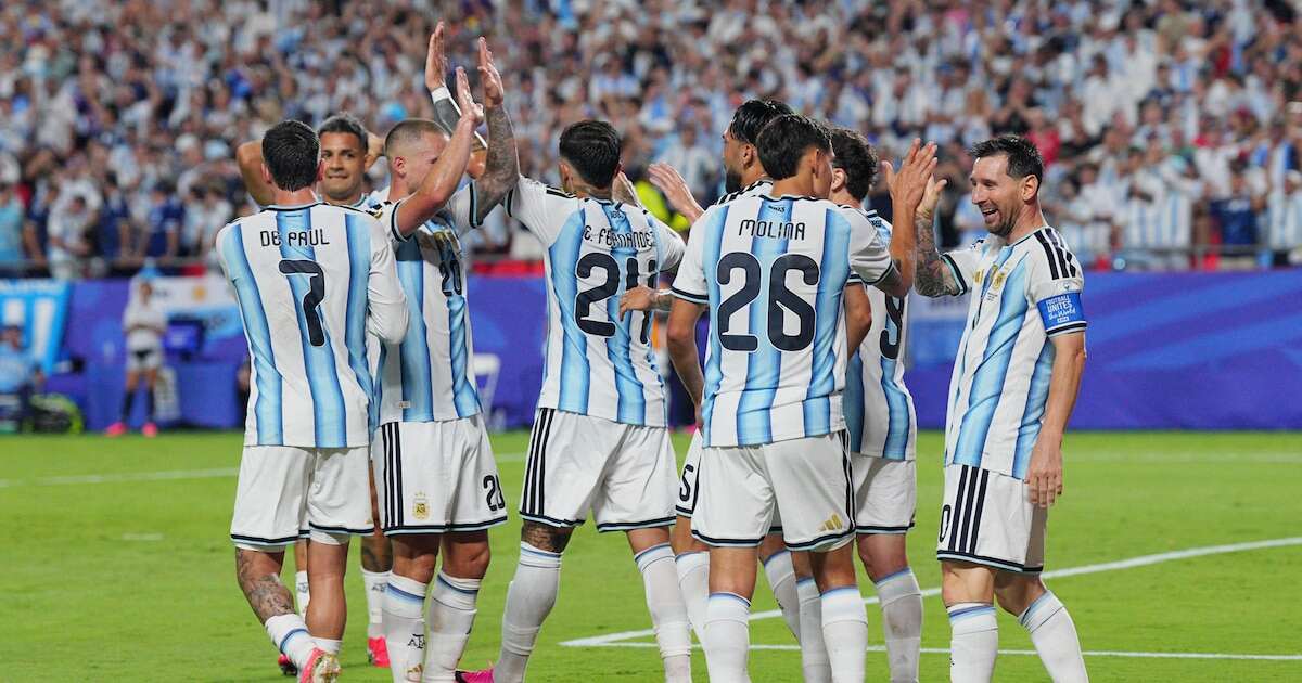 Lionel Messi celebra un gol durante el debut de Argentina en el Mundial 2026