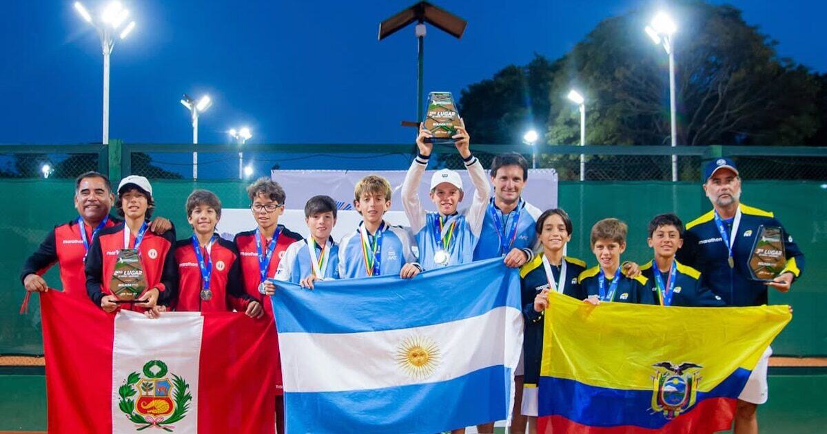 El equipo argentino Sub-12 campeón del Sudamericano en Bolivia