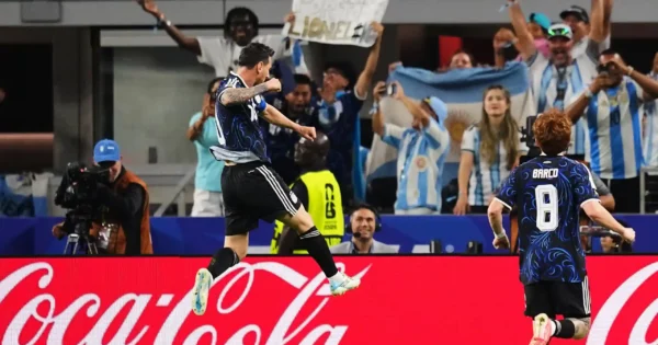 Lionel Messi celebra un gol durante el partido entre Argentina y Jordania en el Mundial 2026