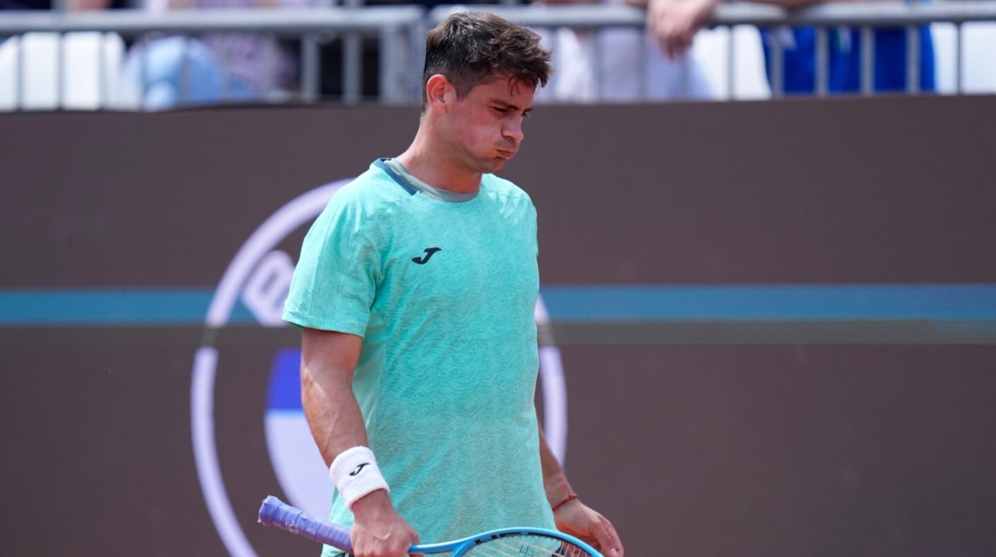 Cerúndolo y Etcheverry inician su camino en Wimbledon: horarios y dónde ver