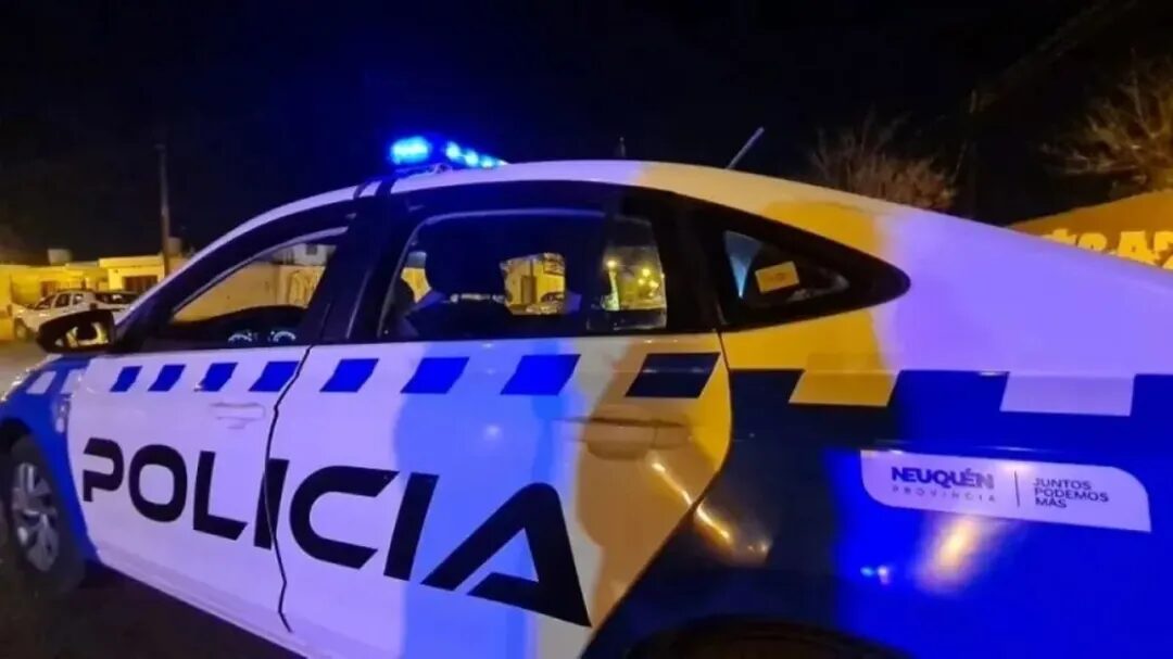 Dos jóvenes en el Hospital Heller tras un ataque a puñaladas en Neuquén