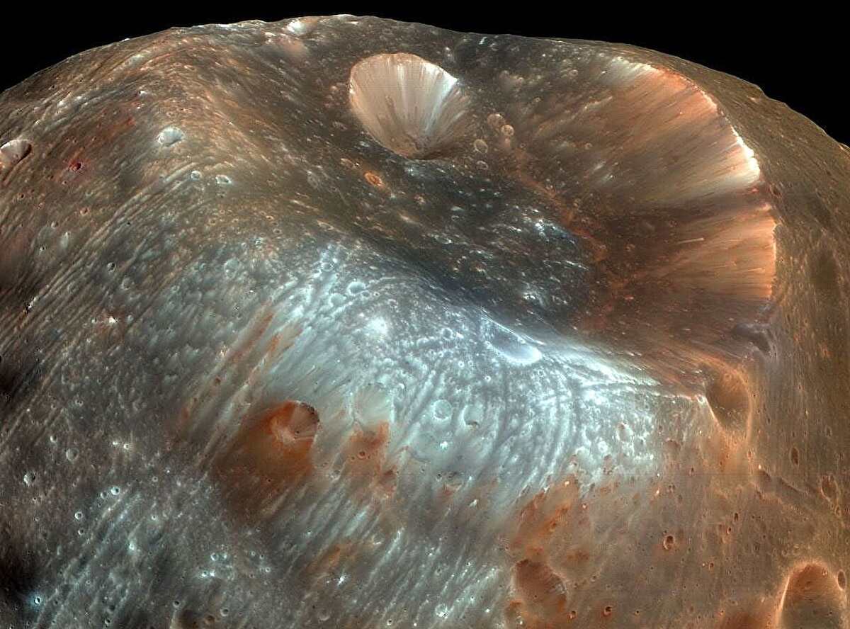 El enigma de Fobos: un estudio revela nuevas teorías sobre su origen y estructura interna