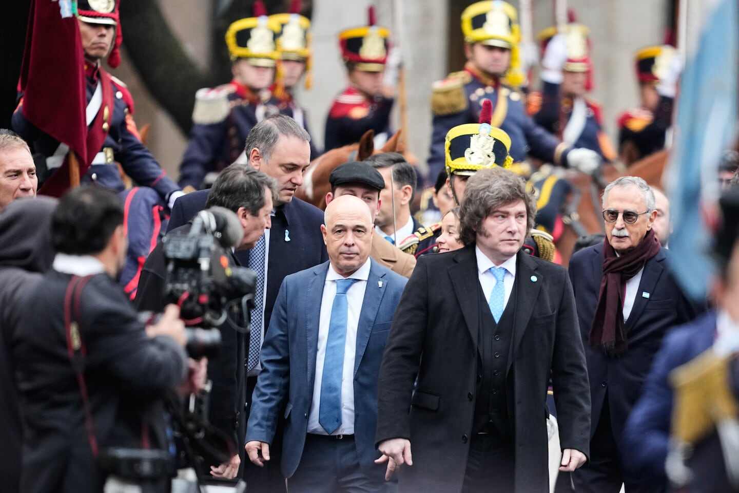 El Gobierno intenta desvincular a Javier Milei del caso Adorni y centrarse en la economía