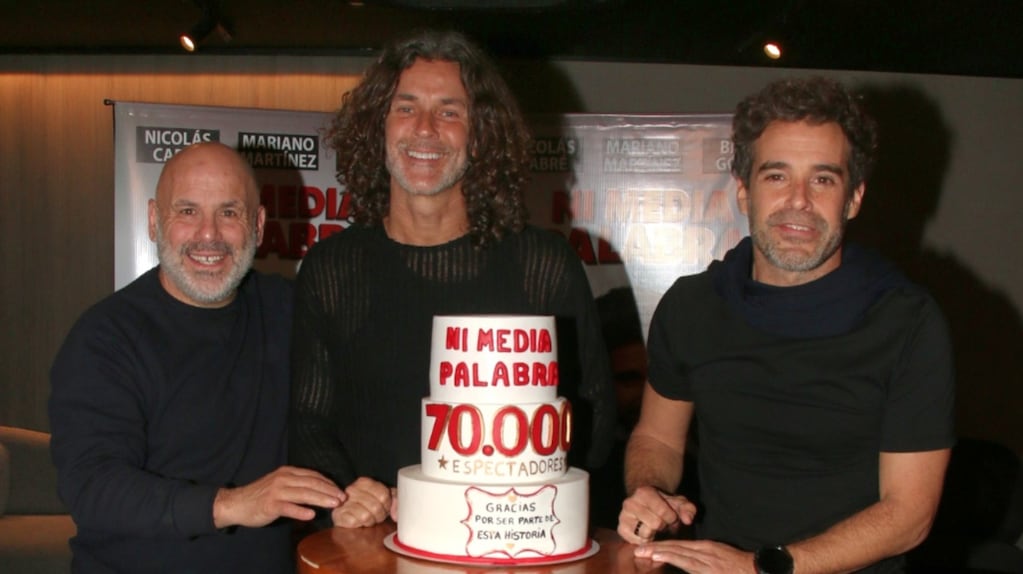 Mariano Martínez, Nicolás Cabré y Bicho Gómez celebran el éxito de 'Ni media palabra' en el Paseo La Plaza