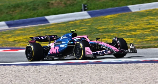 Franco Colapinto en la pista de Fórmula 1