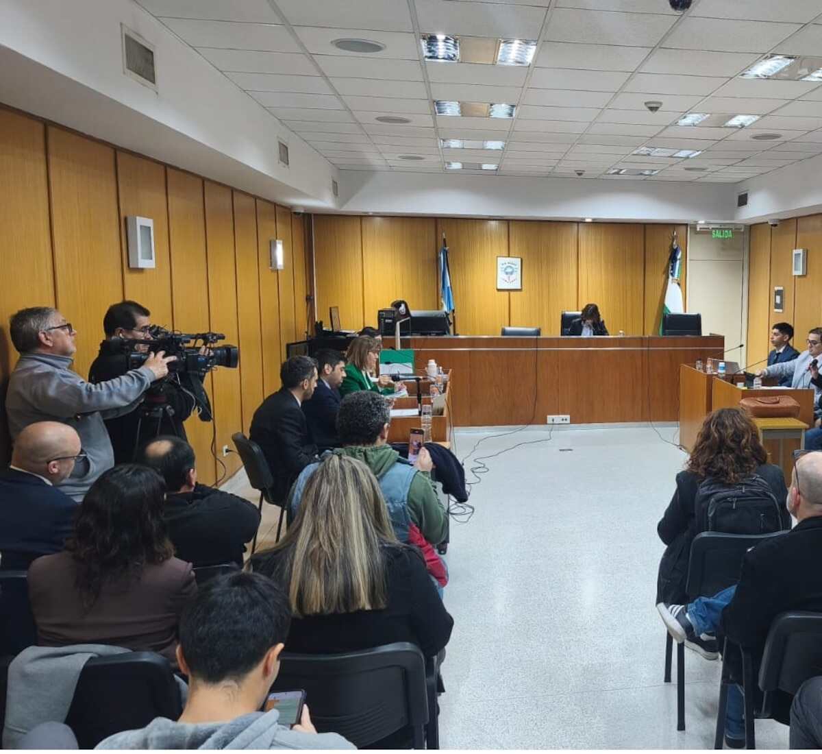 Imputan al intendente de Allen por administración fraudulenta y peculado