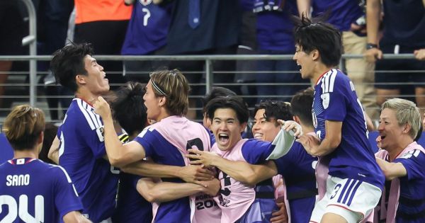 Celebración del equipo japonés tras la victoria sobre Túnez en el Mundial 2026