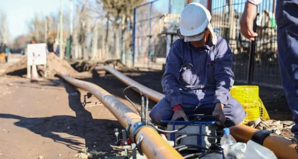 Obra de gas en Puente 83 Cipolletti