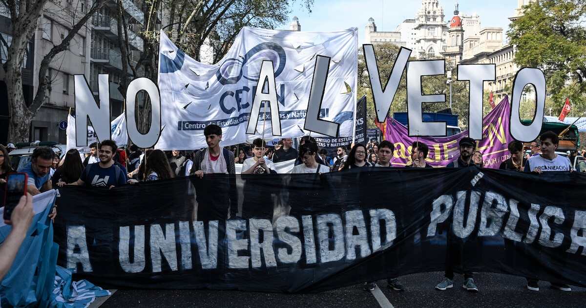Celebración de la UBA tras fallo de la Corte Suprema sobre financiamiento universitario