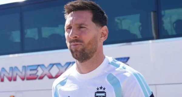 Lionel Messi entrenando con la Selección Argentina
