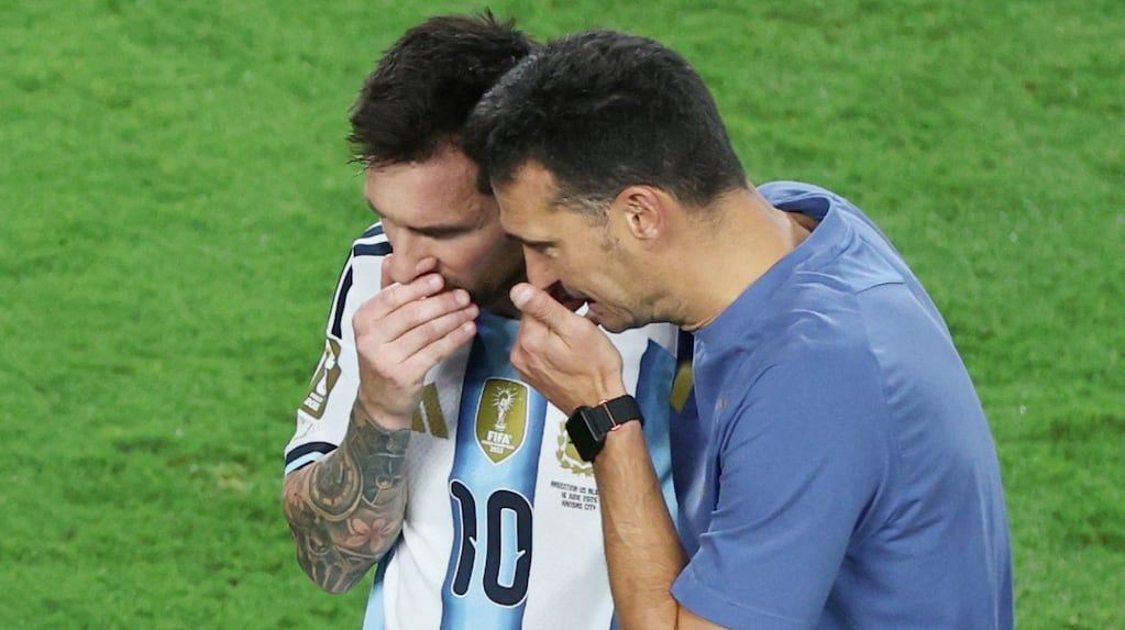 Lionel Scaloni emocionado por la ovación a Messi
