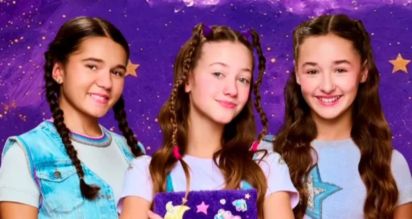 Escena del musical infantil Luna y su galaxia en el Teatro Border