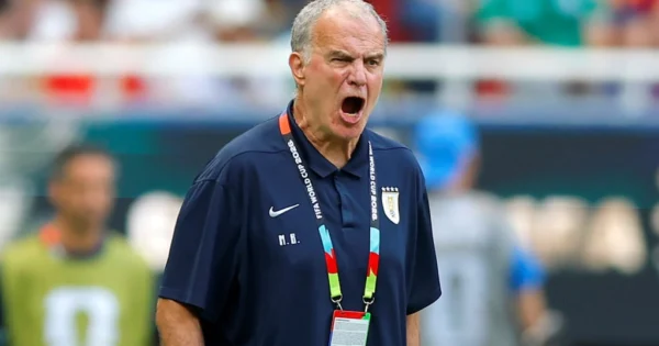 Marcelo Bielsa en conferencia de prensa tras la eliminación de Uruguay en el Mundial 2026