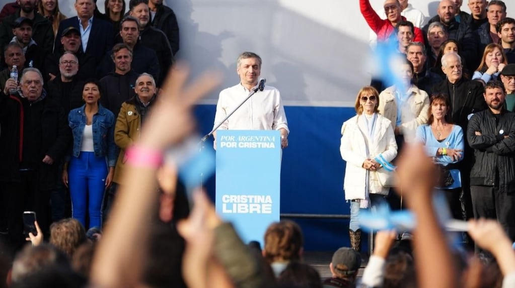 Máximo Kirchner en el banderazo por la libertad de Cristina Kirchner en Parque Lezama