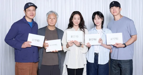 Elenco de 'First Doctor' en lectura de guion