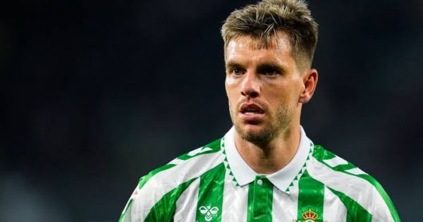 Giovani Lo Celso durante un partido con la selección argentina