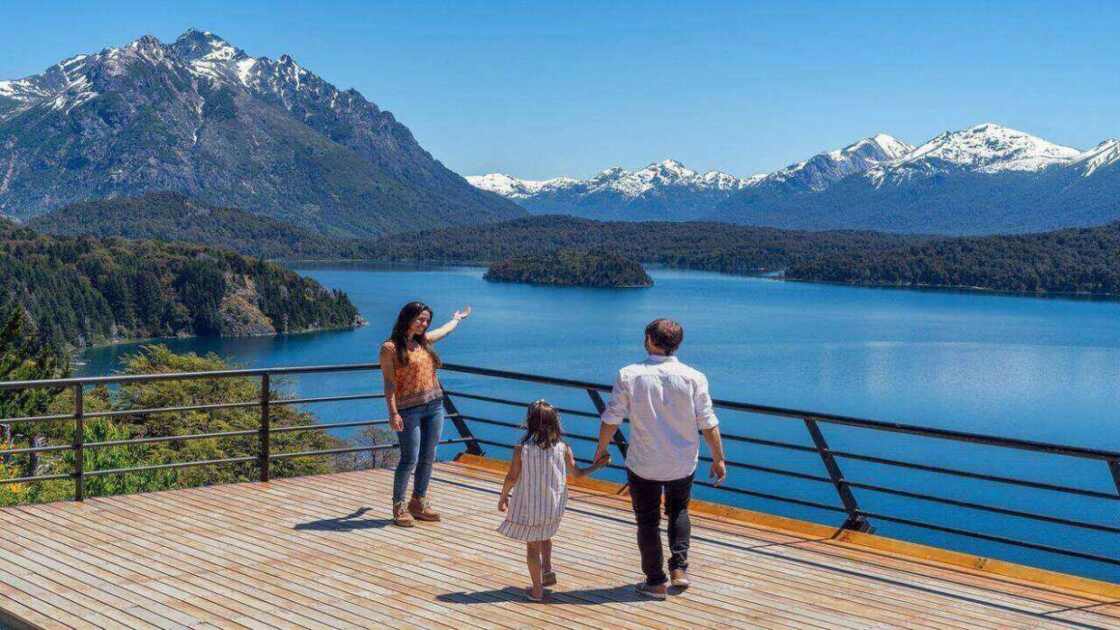 Calendario 2026 con feriados y fines de semana largos en Argentina