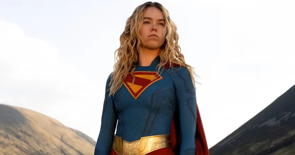 Cartel promocional de la película Supergirl