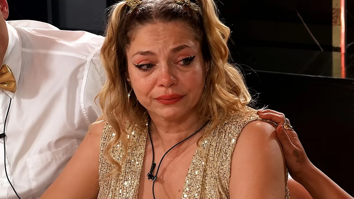 Tamara Paganini en Gran Hermano durante una cena emotiva con Santiago del Moro
