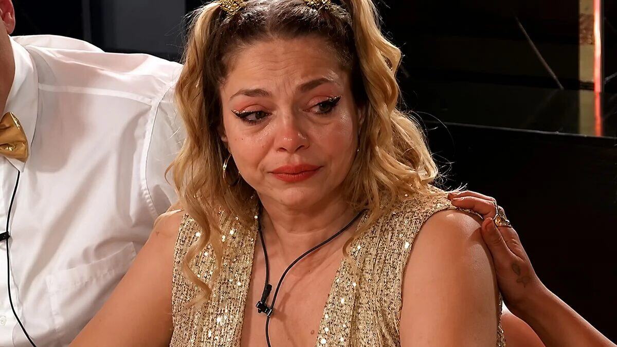 Tamara Paganini en Gran Hermano durante una cena emotiva con Santiago del Moro