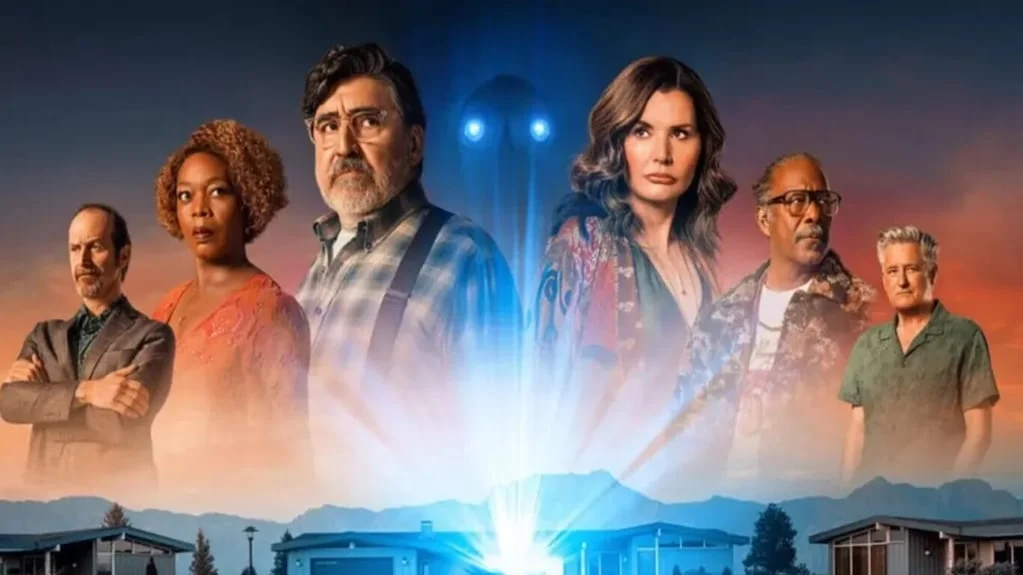 Los protagonistas de la serie The Boroughs en una escena clave