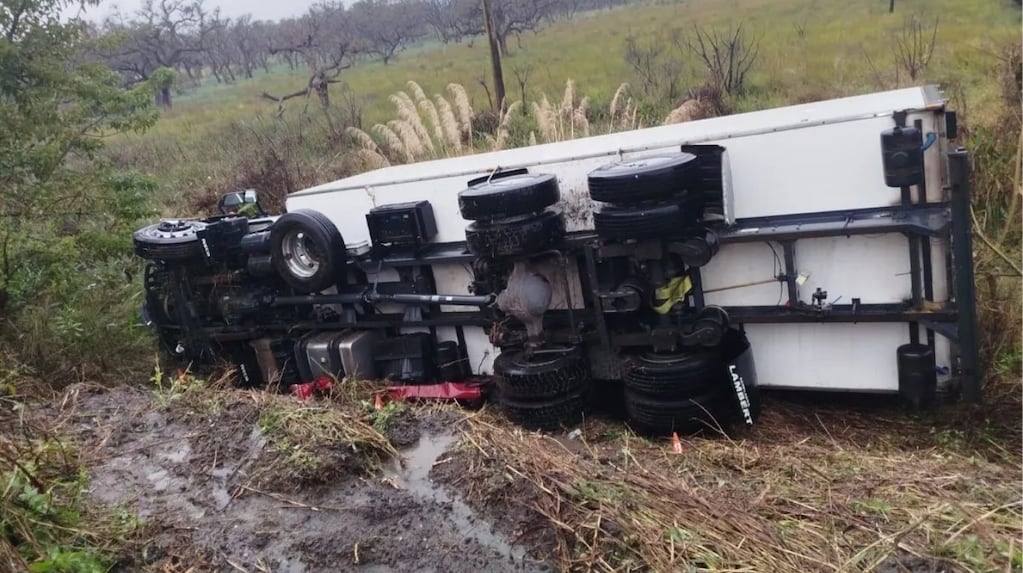 Accidente en la Ruta 11 en Santa Fe donde murieron dos hermanos