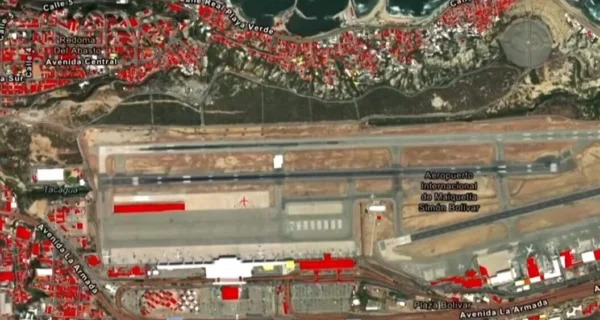 Vista aérea del Aeropuerto Internacional Simón Bolívar en Venezuela