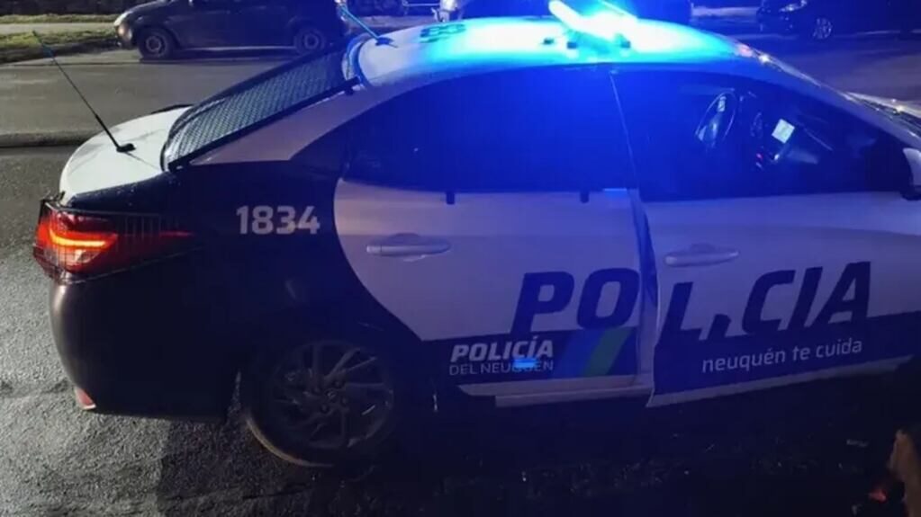 Hombre herido tras caer de un techo en Neuquén