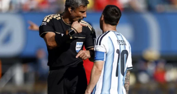 Slavko Vincic durante la final del Mundial