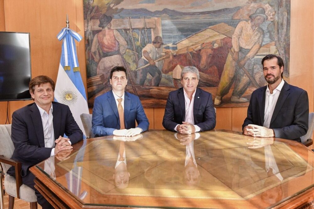 El Gobierno presenta un ambicioso proyecto para construir una nueva central nuclear en Argentina