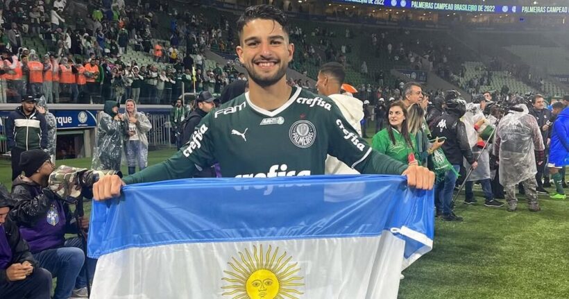 Juan Manuel López durante un partido con el Palmeiras