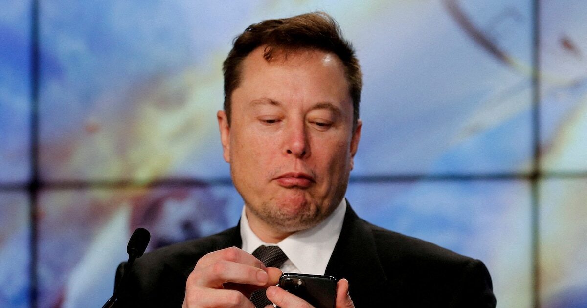 Prototipo de celular de SpaceX con inteligencia artificial