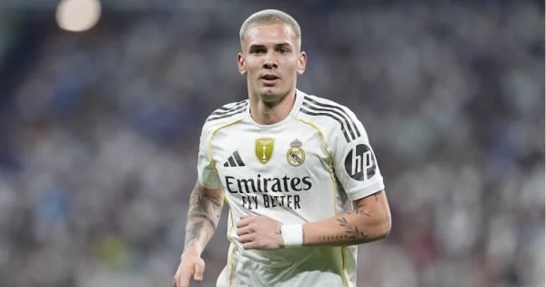 Franco Mastantuono en acción