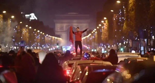 Incidentes en París tras la victoria de Francia sobre Marruecos