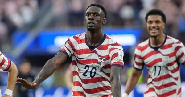 Folarin Balogun en un partido del Mundial 2026