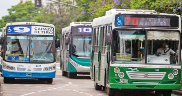 Colectivos de la línea 28 en Buenos Aires