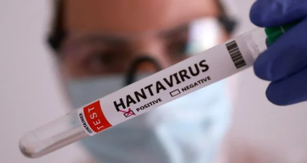 Crucero HV Hondius en el puerto de Rotterdam tras el brote de hantavirus