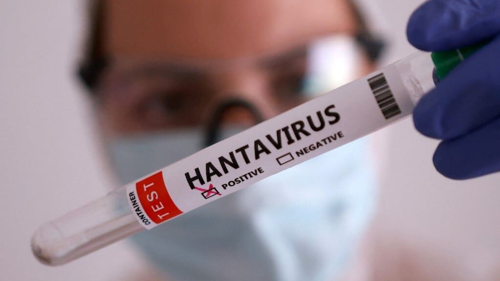Crucero HV Hondius en el puerto de Rotterdam tras el brote de hantavirus