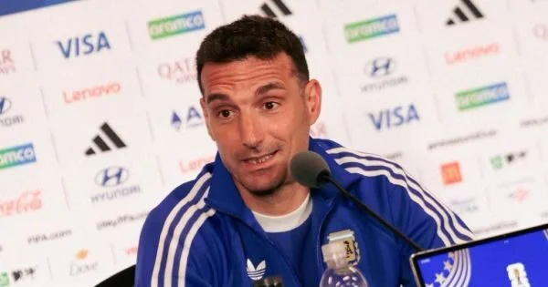 Lionel Scaloni en conferencia de prensa