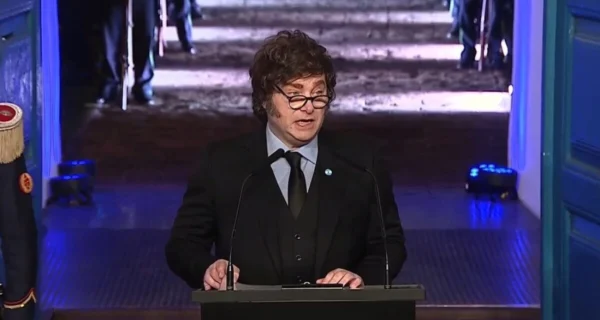 Javier Milei en el acto del Día de la Independencia en Tucumán