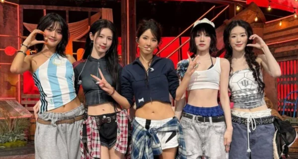 Minnie de i-dle con camiseta de Argentina
