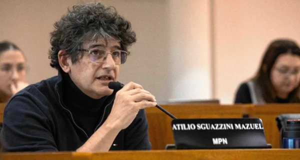Regulación de pantallas publicitarias LED en Neuquén