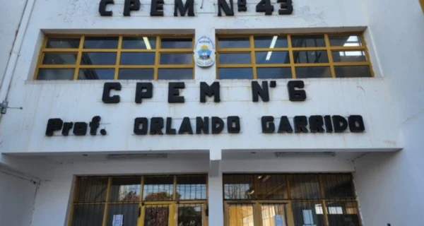 Adolescente herido en escuela de Cutral Co