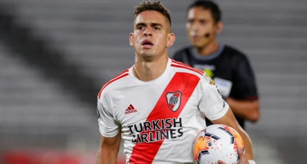 Rafael Santos Borré durante su revisión médica en Buenos Aires