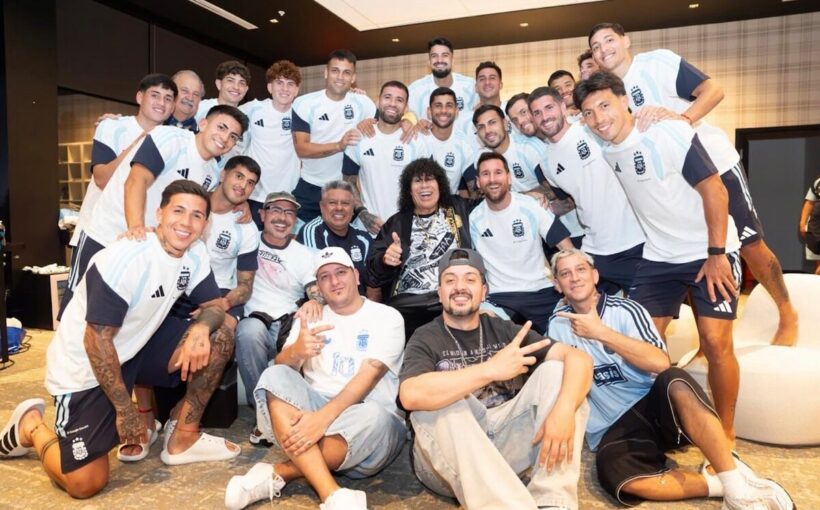 TODAS LAS FOTOS DE LA DESPEDIDA DE LA SELECCIÓN ARGENTINA DE KANSAS CITY ANTES DEL PARTIDO CON INGLATERRA